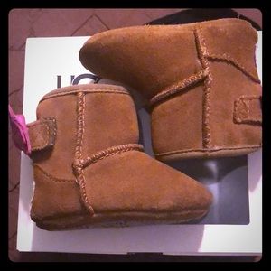 Baby UGG size  0/1